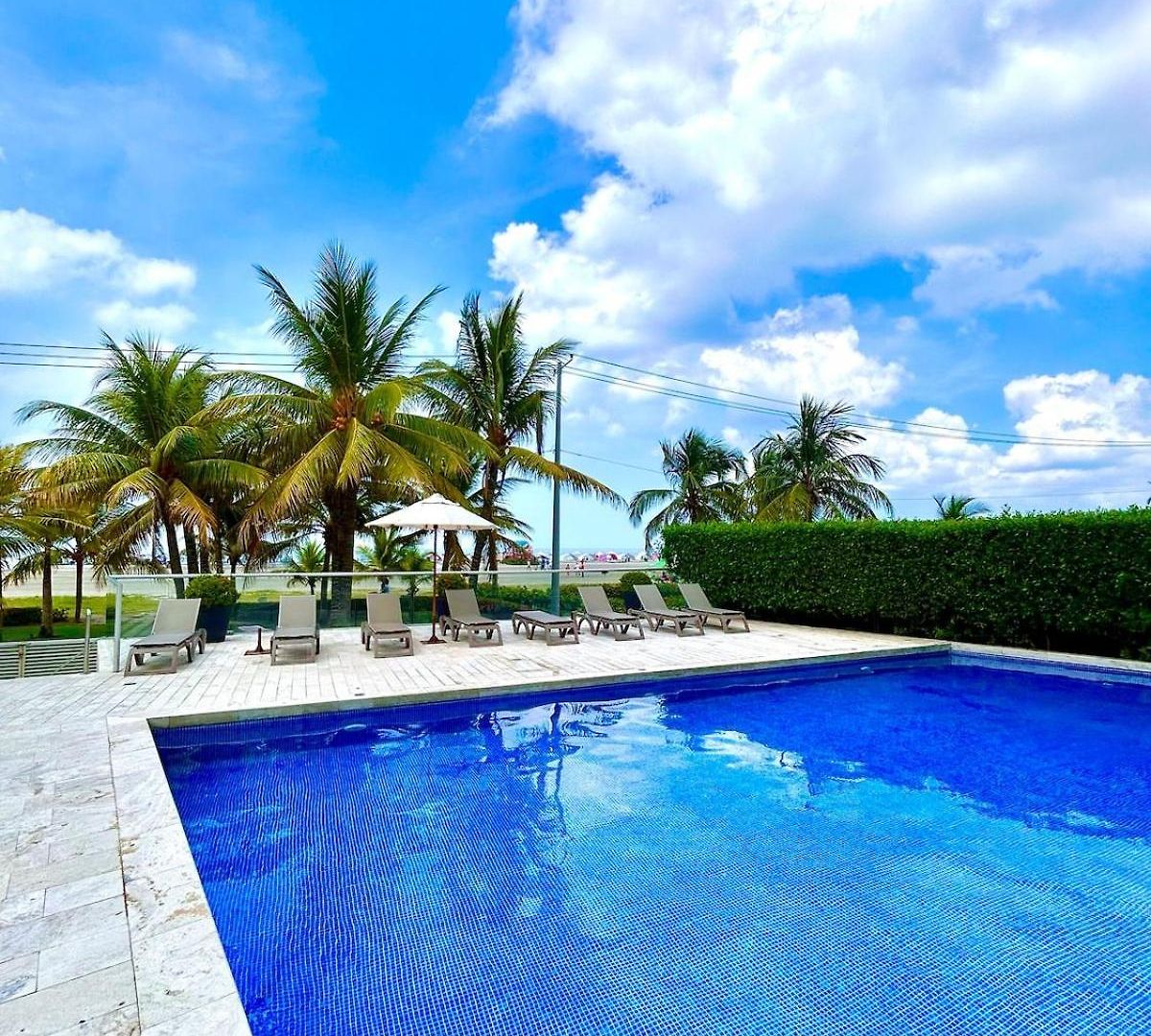 Apartamento Con Piscina Gigante Y Acceso Directo Al Mar