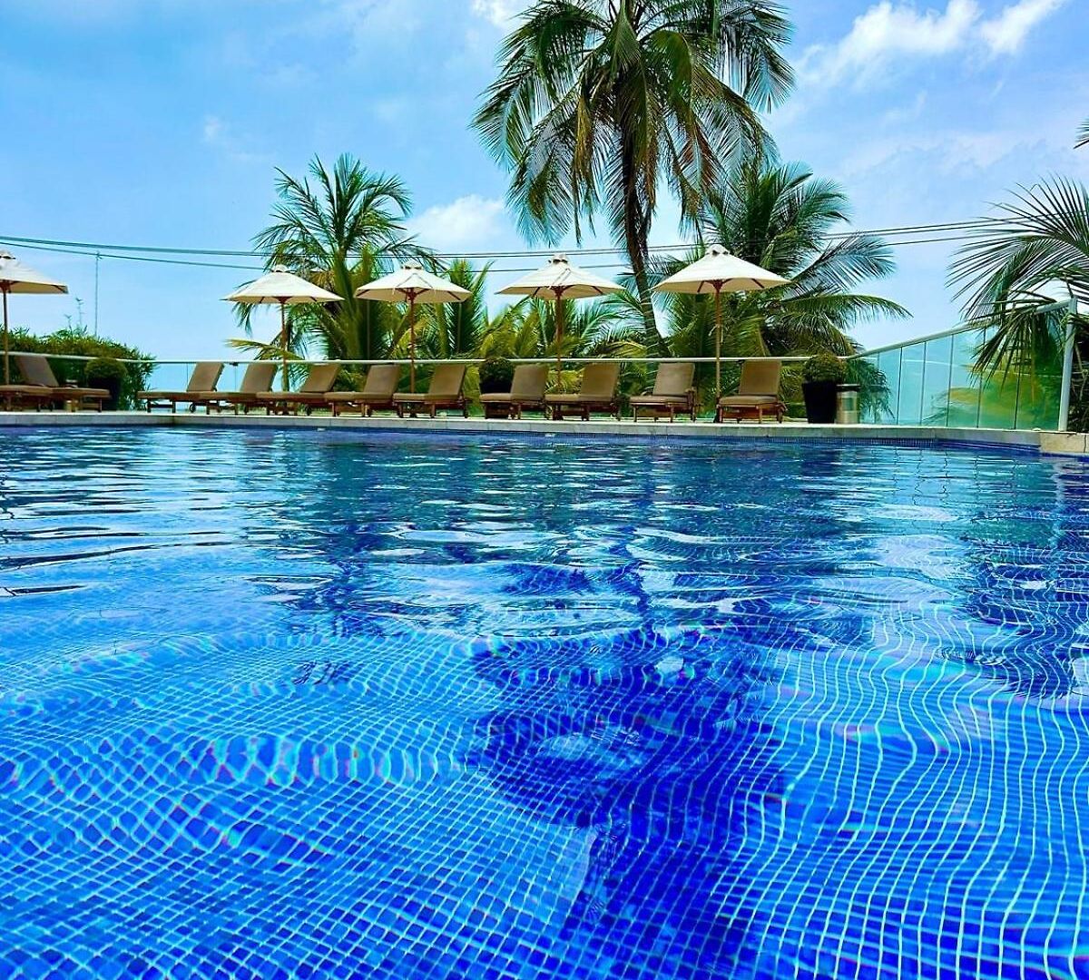 Apartamento Con Piscina Gigante Y Acceso Directo Al Mar *