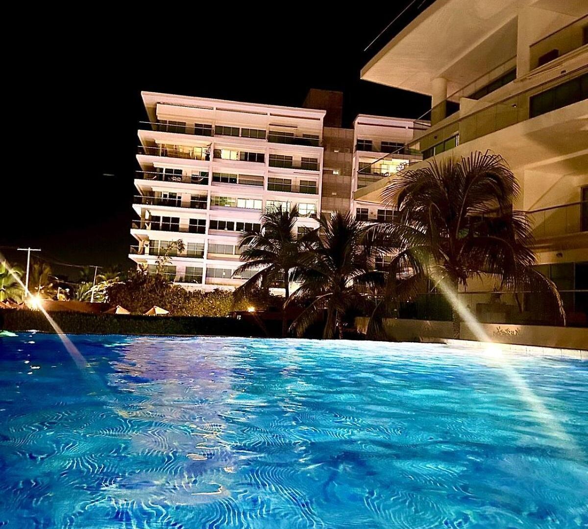 Con Piscina Gigante Y Acceso Directo Al Mar Apartamento Cartagena
