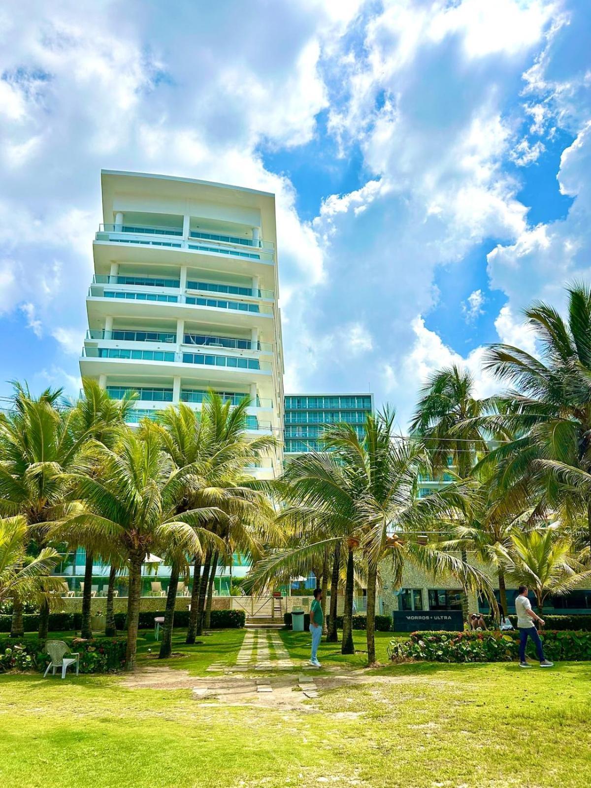 Con Piscina Gigante Y Acceso Directo Al Mar *